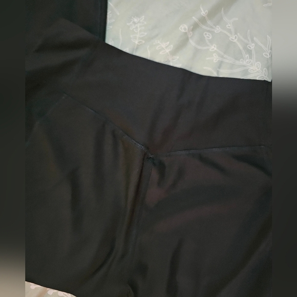 Capris Nike Go Dri Fit High Rise Black Womens M - Picture 14 of 14